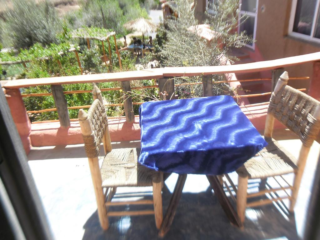 Auberge Le Jardin De La Source Aït Ben Ali Exterior foto